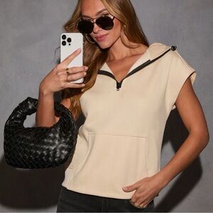 Vici Serena Half Zip Hooded Sweatshirt like new